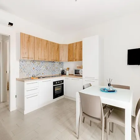 Patio, Air Conditioning And Communal Pool