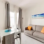 Patio, Air Conditioning And Communal Pool Apartamento *