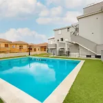 Patio, Air Conditioning And Communal Pool Apartamento Castelsardo